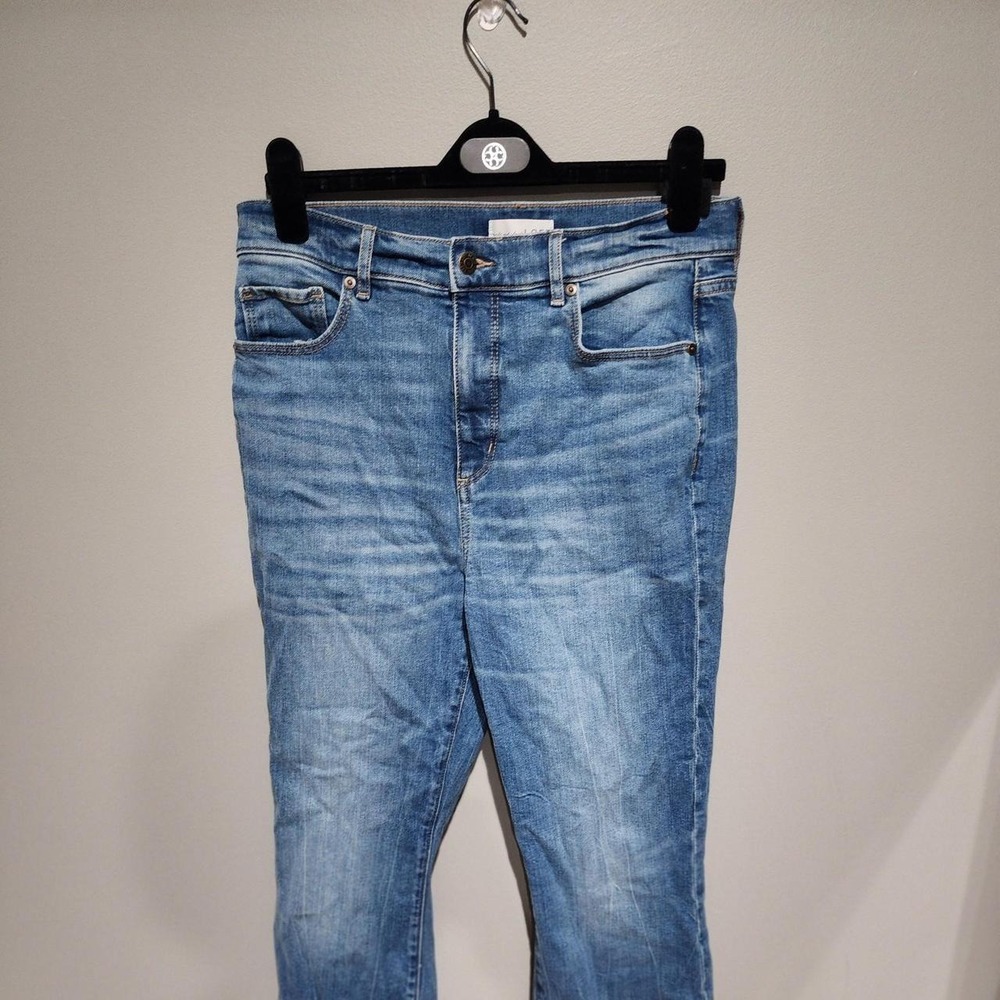 LOFT blue denim jeans with a flattering fit'